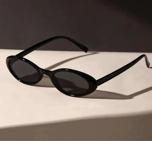 Velvet oval shades